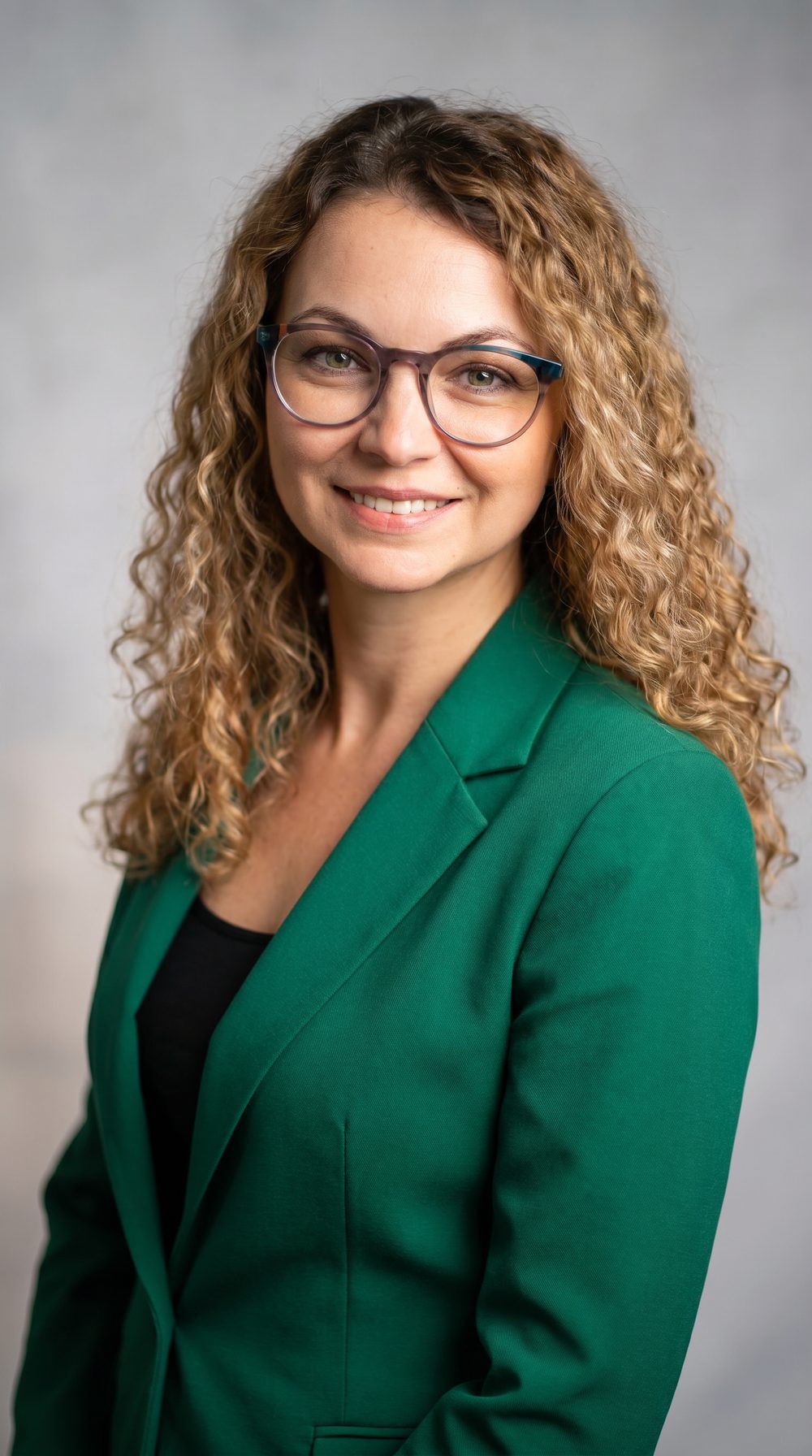Oksana Raievska, AI content creator
